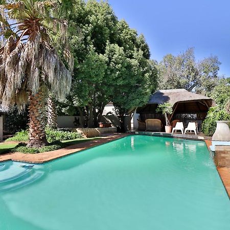 Fin And Feather Guest Lodge Boksburg Luaran gambar