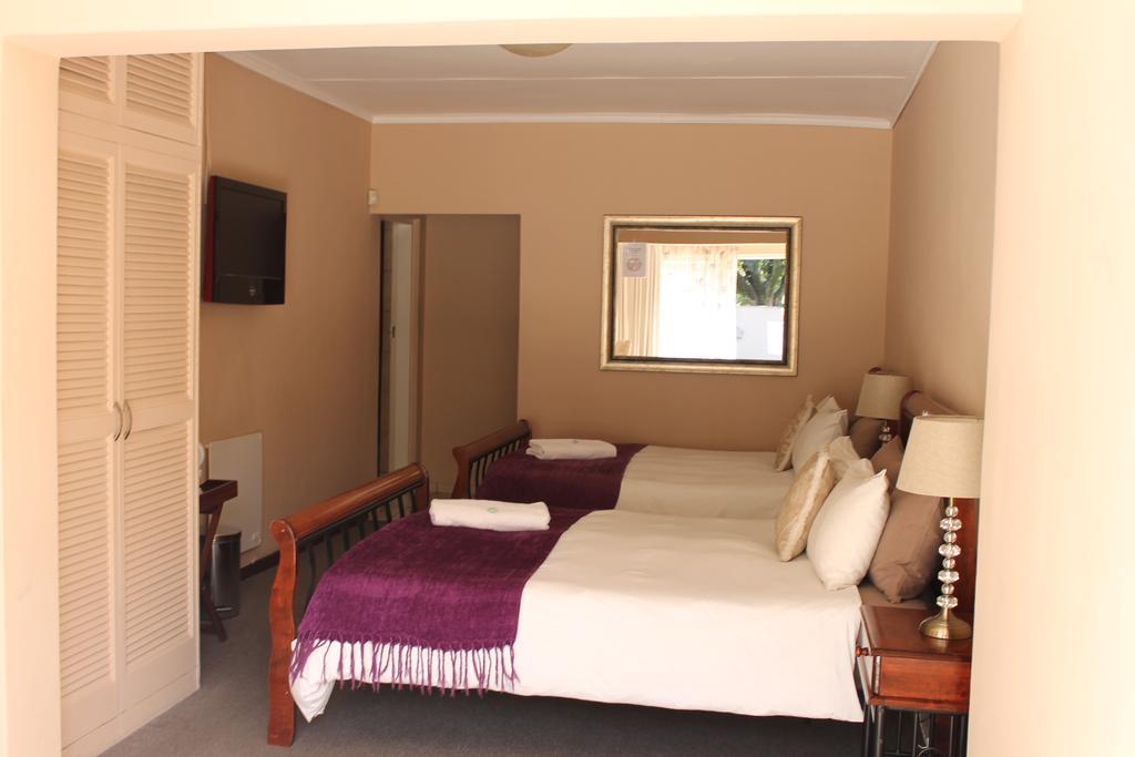 Fin And Feather Guest Lodge Boksburg Luaran gambar