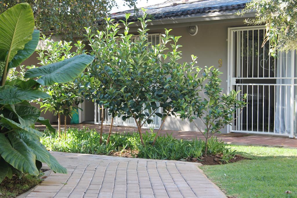 Fin And Feather Guest Lodge Boksburg Luaran gambar