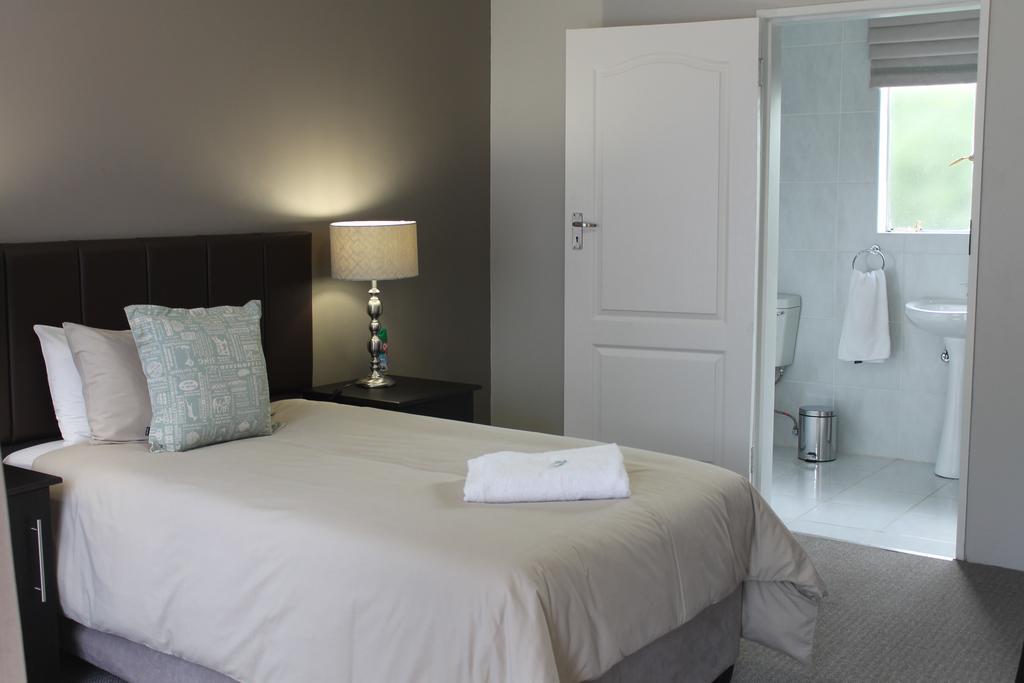 Fin And Feather Guest Lodge Boksburg Luaran gambar